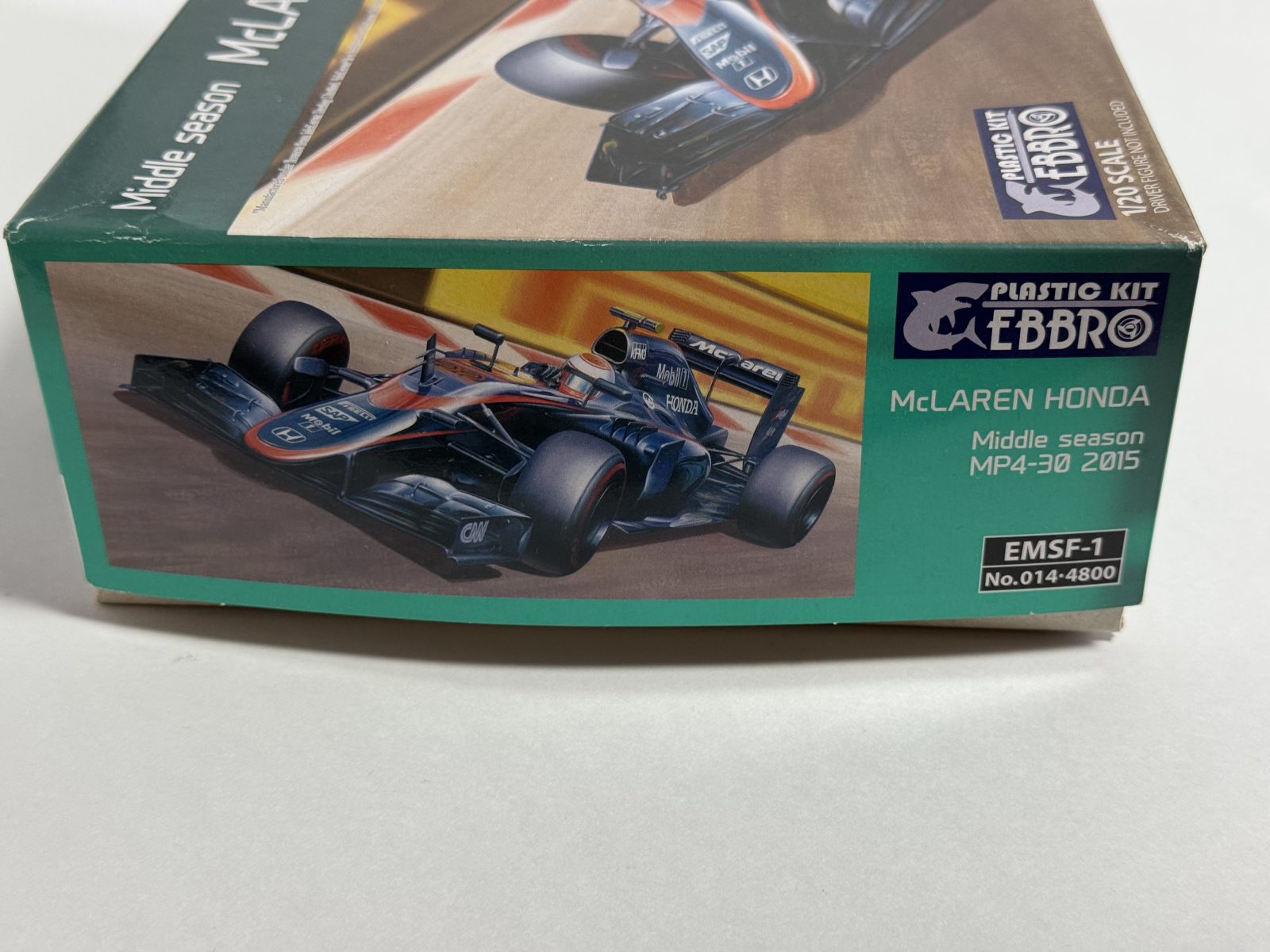 EBBRO McLAREN HONDA MP4-30 Middle-season 1/20 model kit — box photo 3