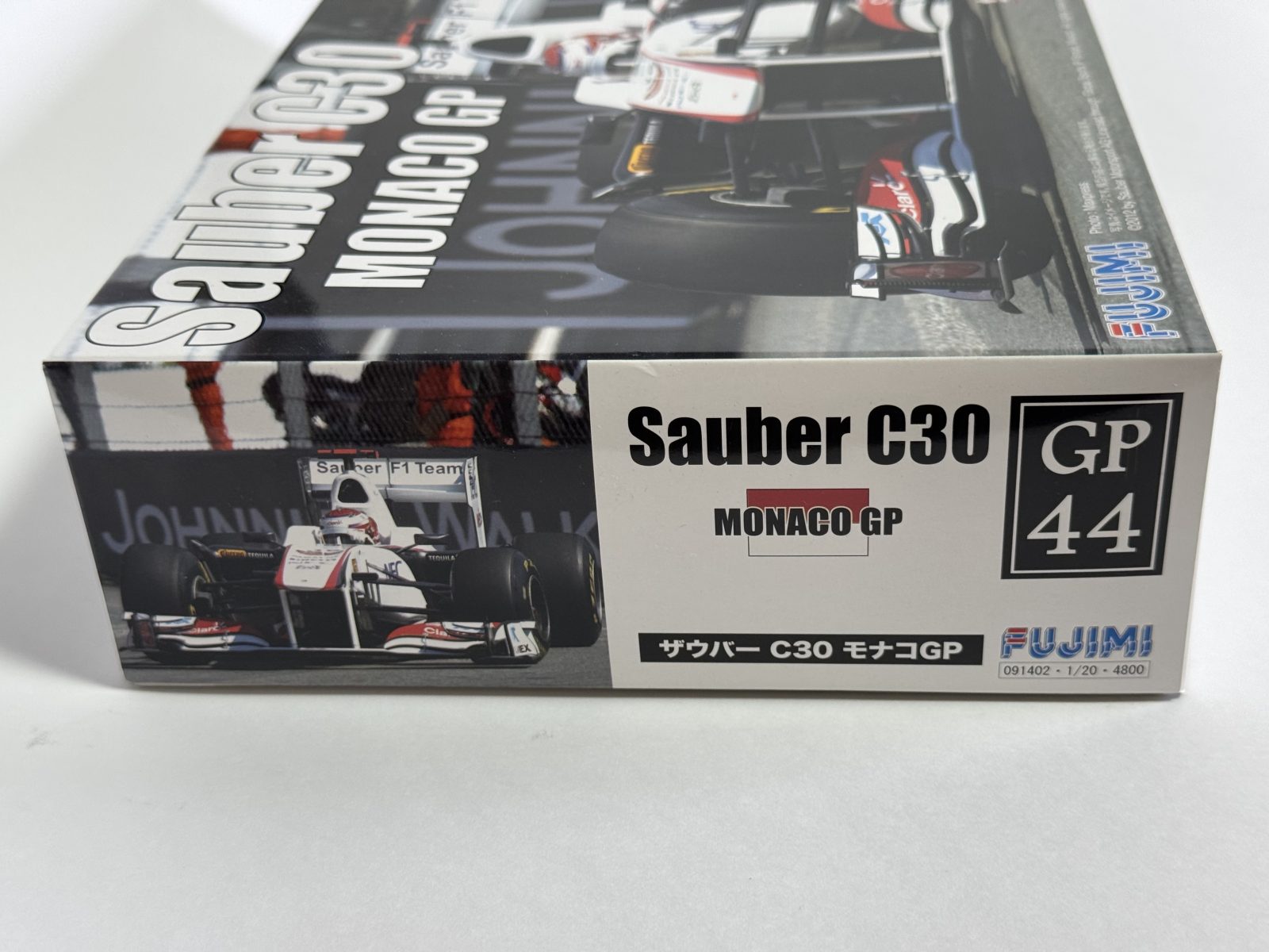FUJIMI Sauber C30 — Monaco GP 1/20 model kit — box photo 3