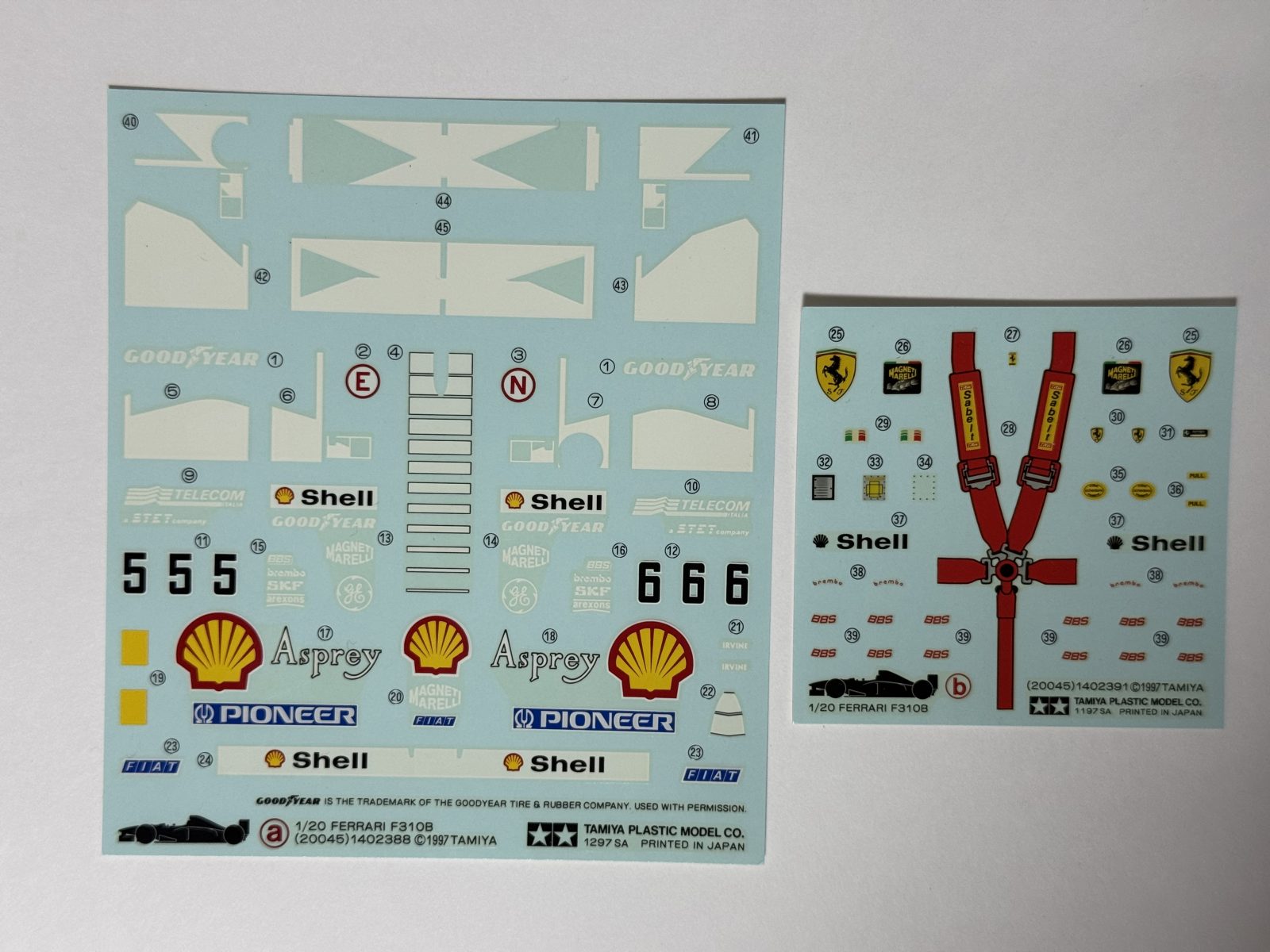 TAMIYA Ferrari F310B 1/20 model kit — decals photo