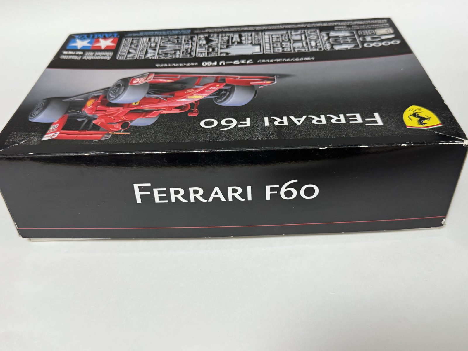 TAMIYA Ferrari F60 1/20 model kit — box photo 5