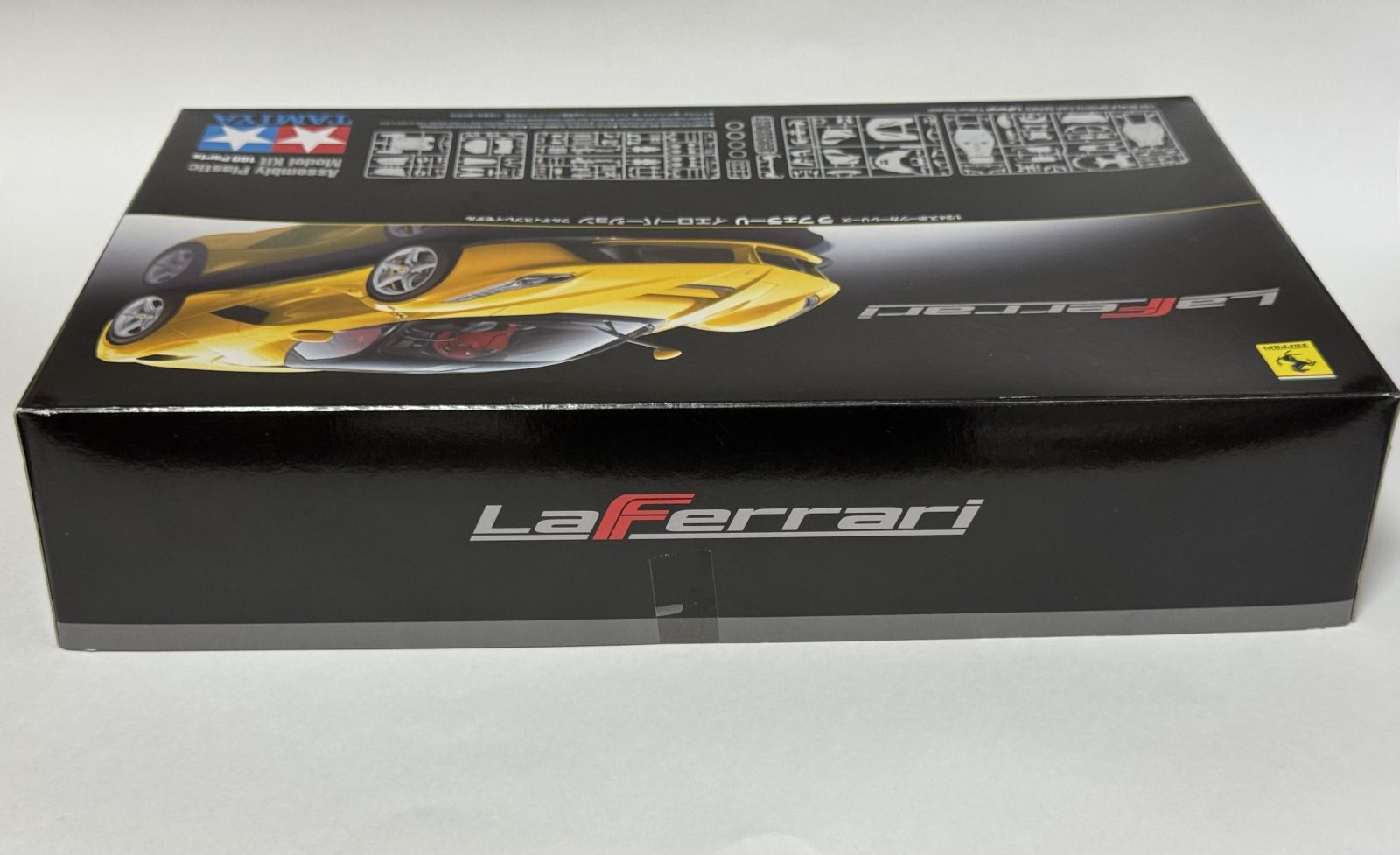 TAMIYA Ferrari La ferrari [Yellow version] 1/24 model kit — box photo 5