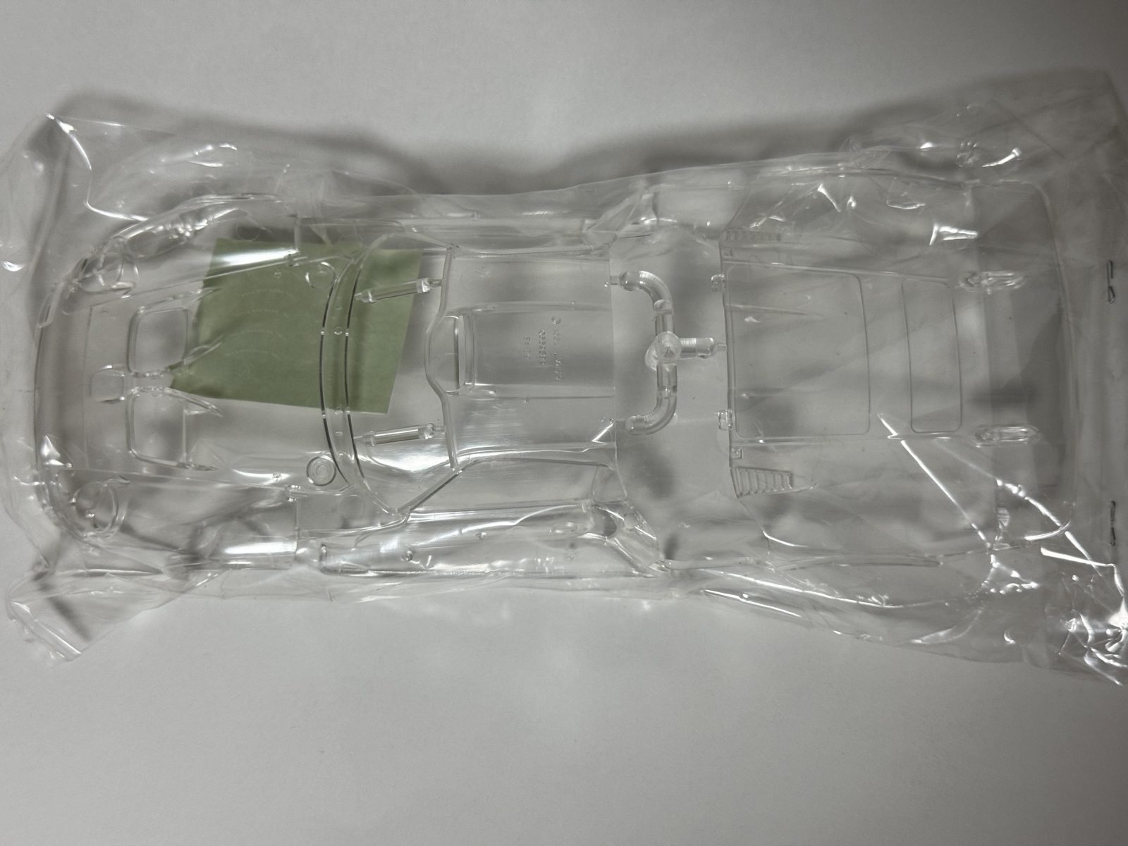 TAMIYA Porsche 911 GT1  [Clear Cowl Edition] 1/24 model kit — contents photo 1